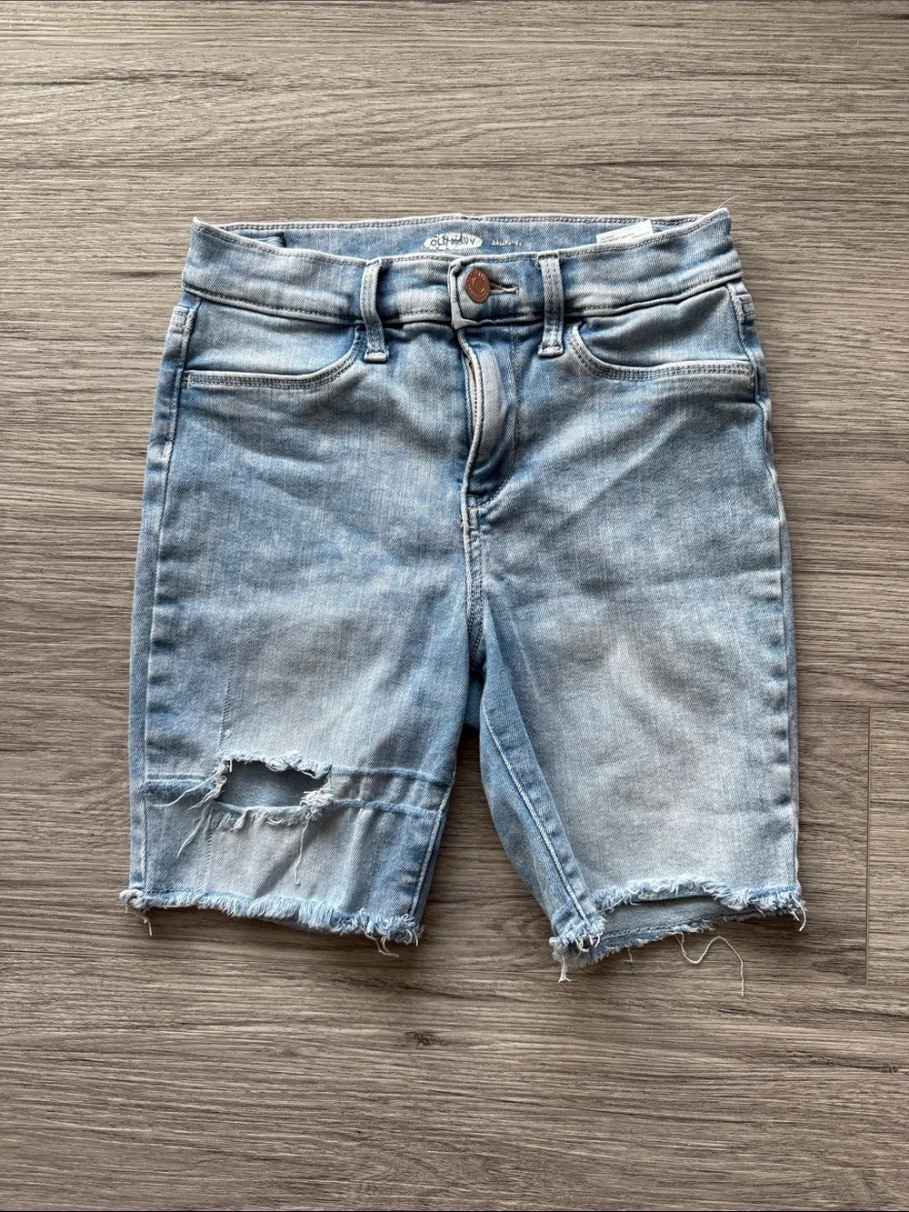Old Navy Light Blue Distressed Denim Shorts Size 12